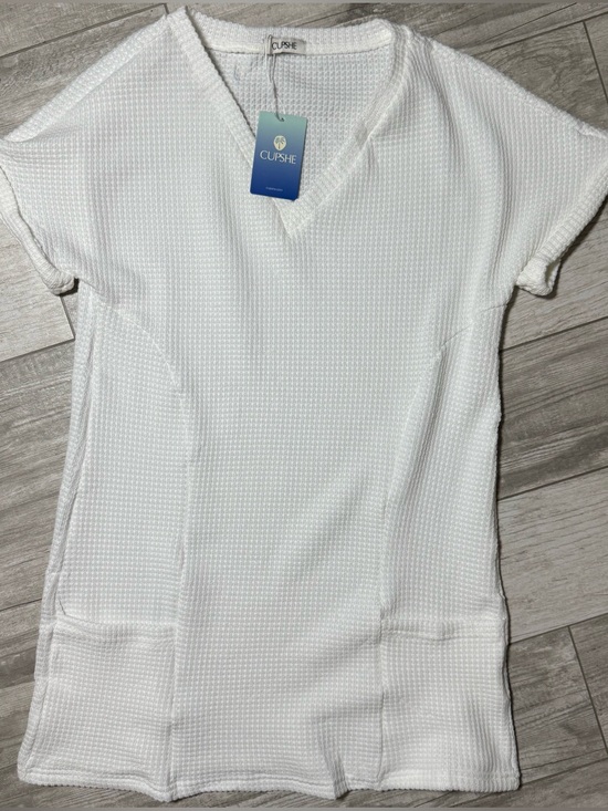 Cupshe Tops - NWT Cupshe White Waffle-Knit V-Neck Coverup Size Small